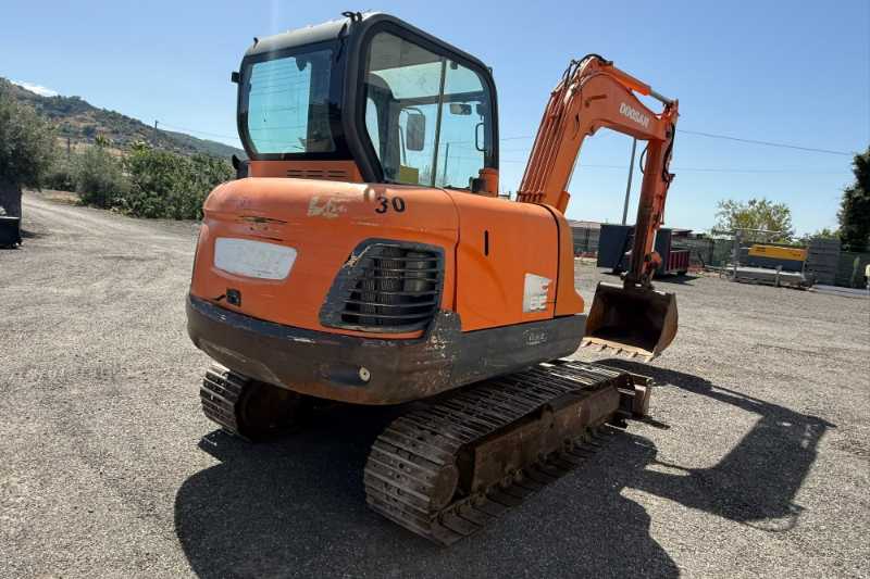 OmecoHub - Immagine DOOSAN DX55
